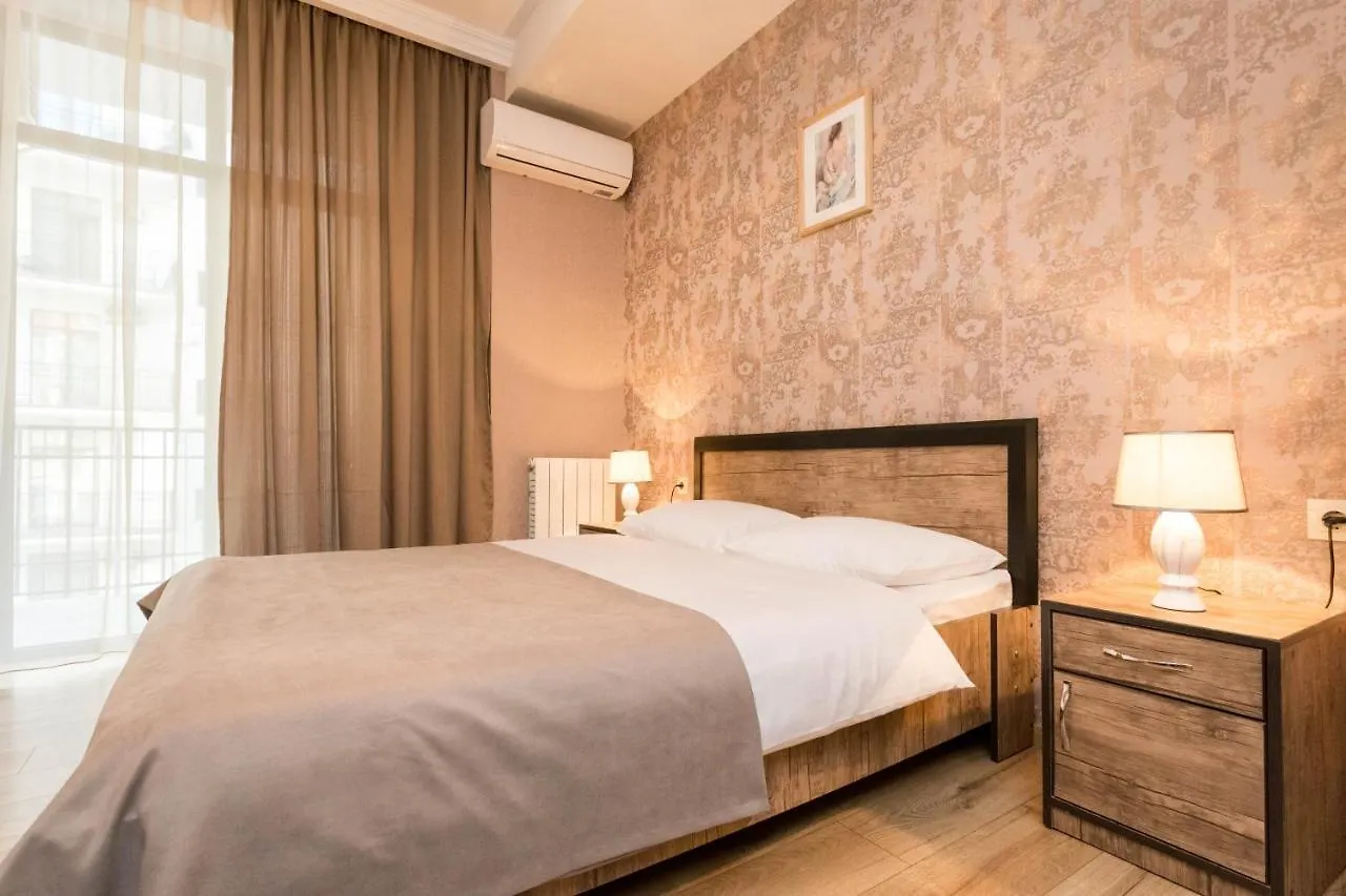 Perfect Bsae In Tbilisi Centre Apartment